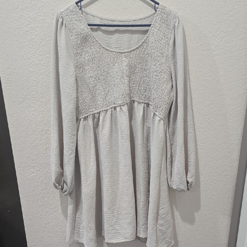 Elegant Cream Women's Long Sleeve Dress